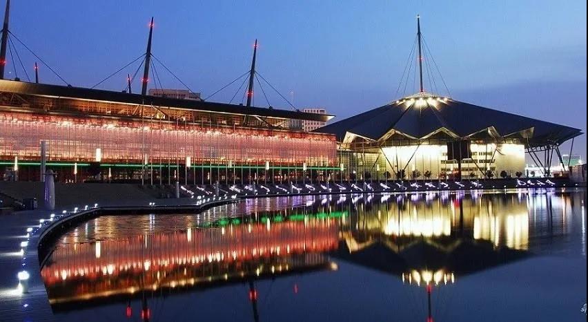 ֣�ݹ����豸����ҵչ����